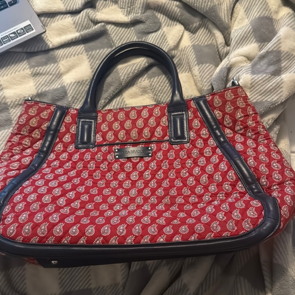 Vera Bradley Red and Navy Tote Bag with Structured Design w/matching makeup case